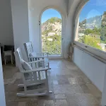 Casa Capaianca * Capri